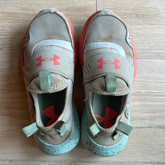 Girl’s Under Armour GPS Runplay Fade sneakers size 13K - Picture 1 of 8
